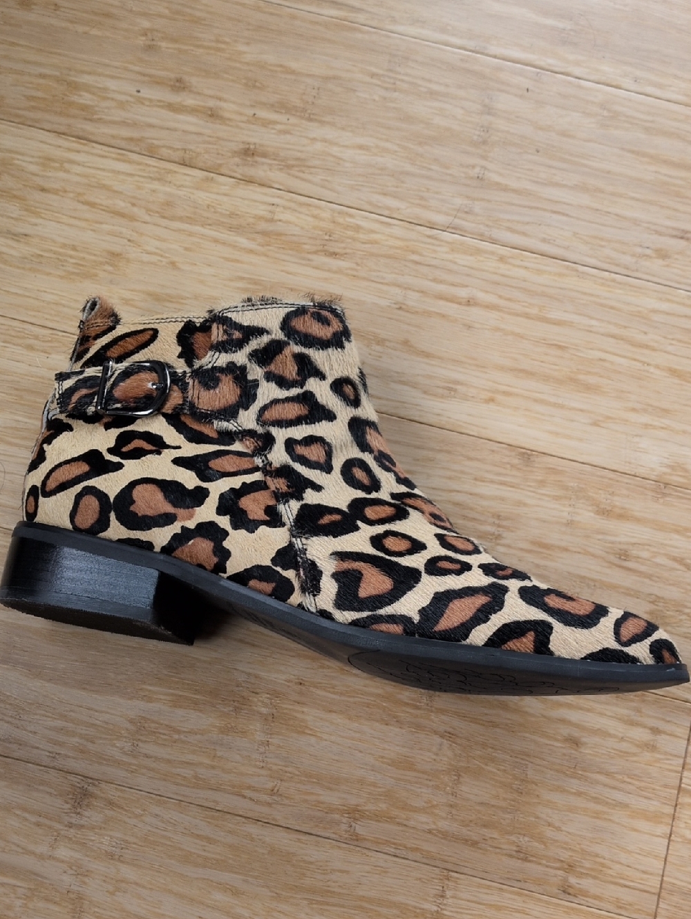 ✨sale Blondo Tami Leopard Print Waterproof Bootie Size 9.5 - Picture 2 of 12